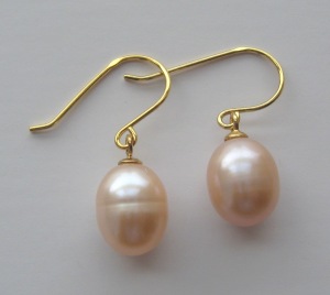 Gold and Pink earrings from Crimeajewel